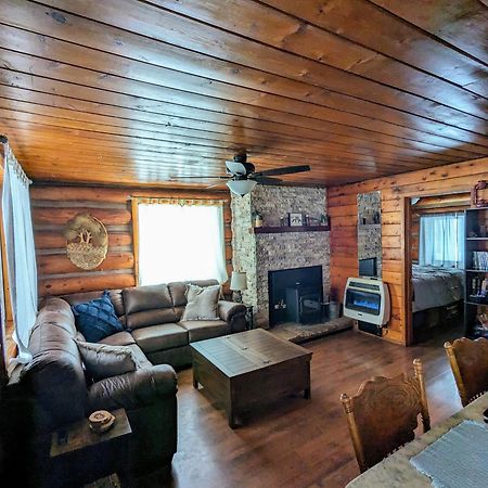 Вилла Cozy Cub Log Cabin - Year Round Tranquil Beauty Пайнтоп-Лейксайд Экстерьер фото