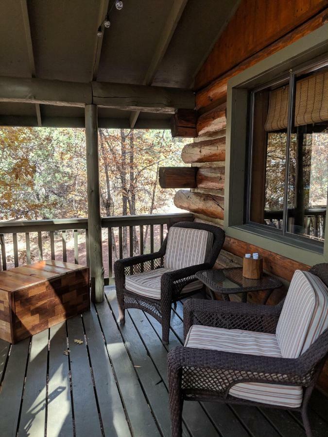 Cozy Cub Log Cabin - Year Round Tranquil Beauty Пайнтоп-Лейксайд Экстерьер фото